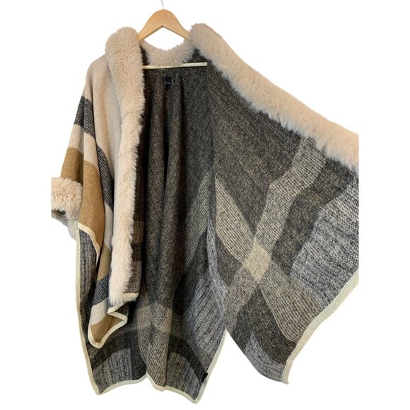 Womens Cliche Plaid Faux Fur Trim Blanket Poncho Tweed S/M RR10731 EUC - Picture 5 of 12